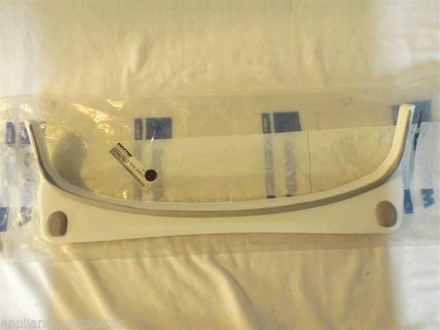 MAYTAG ADMIRAL WASHER 22002967 Condensate Seal (wht) NEW IN BOX MAYTAG ADMIRAL WASHER 22002967 Condensate Seal (wht) NEW IN BOX